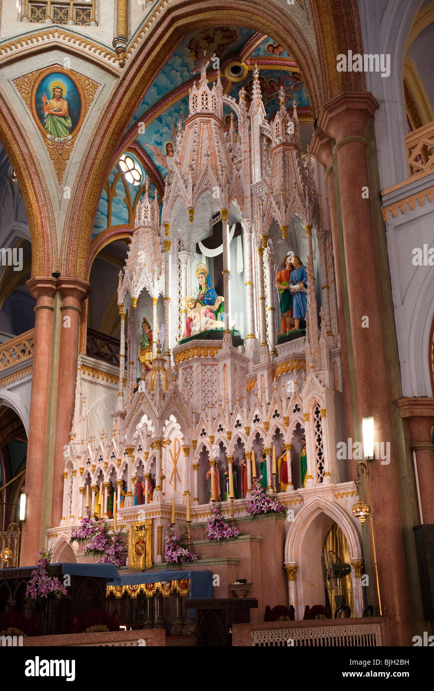 India, Kerala, Thrissur (Trichur), Catholic Basilica Shrine of our Lady