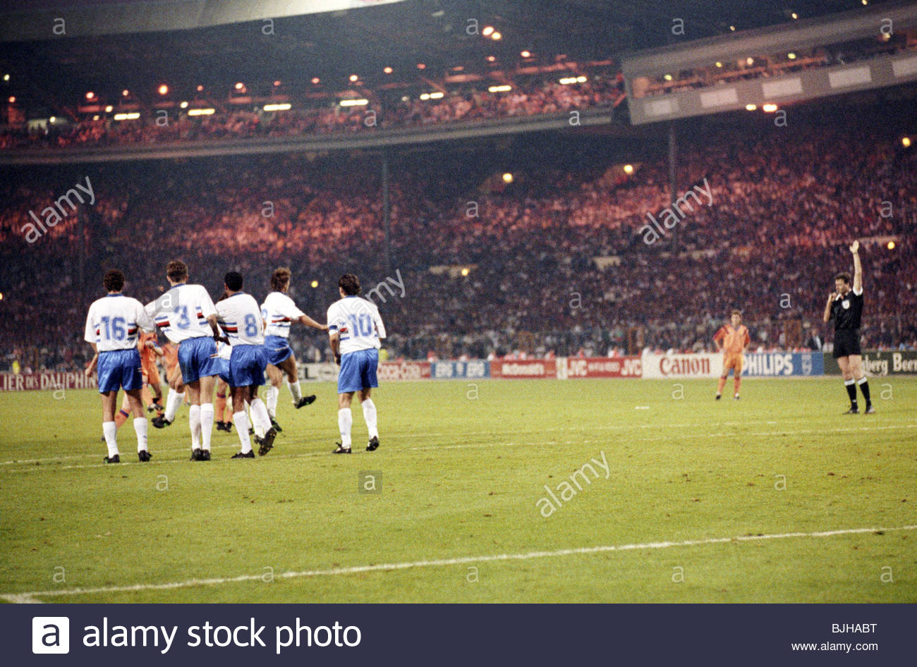 Temps forts de la finale 1992 : Barcelone 1-0 Sampdoria | Vidéo Histoire | UEFA Champions League