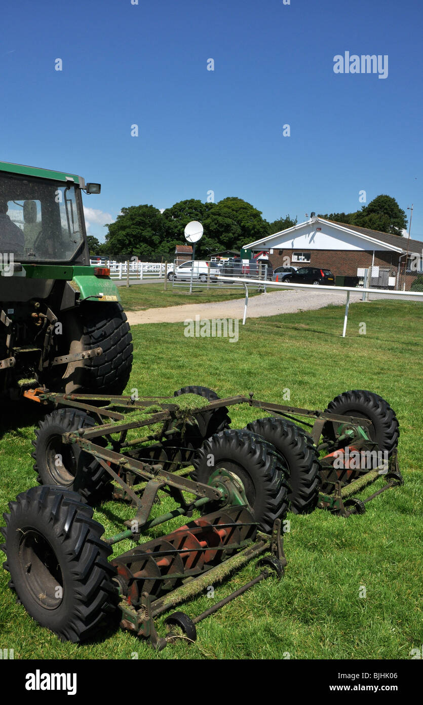 Horse mower hires stock photography and images Alamy