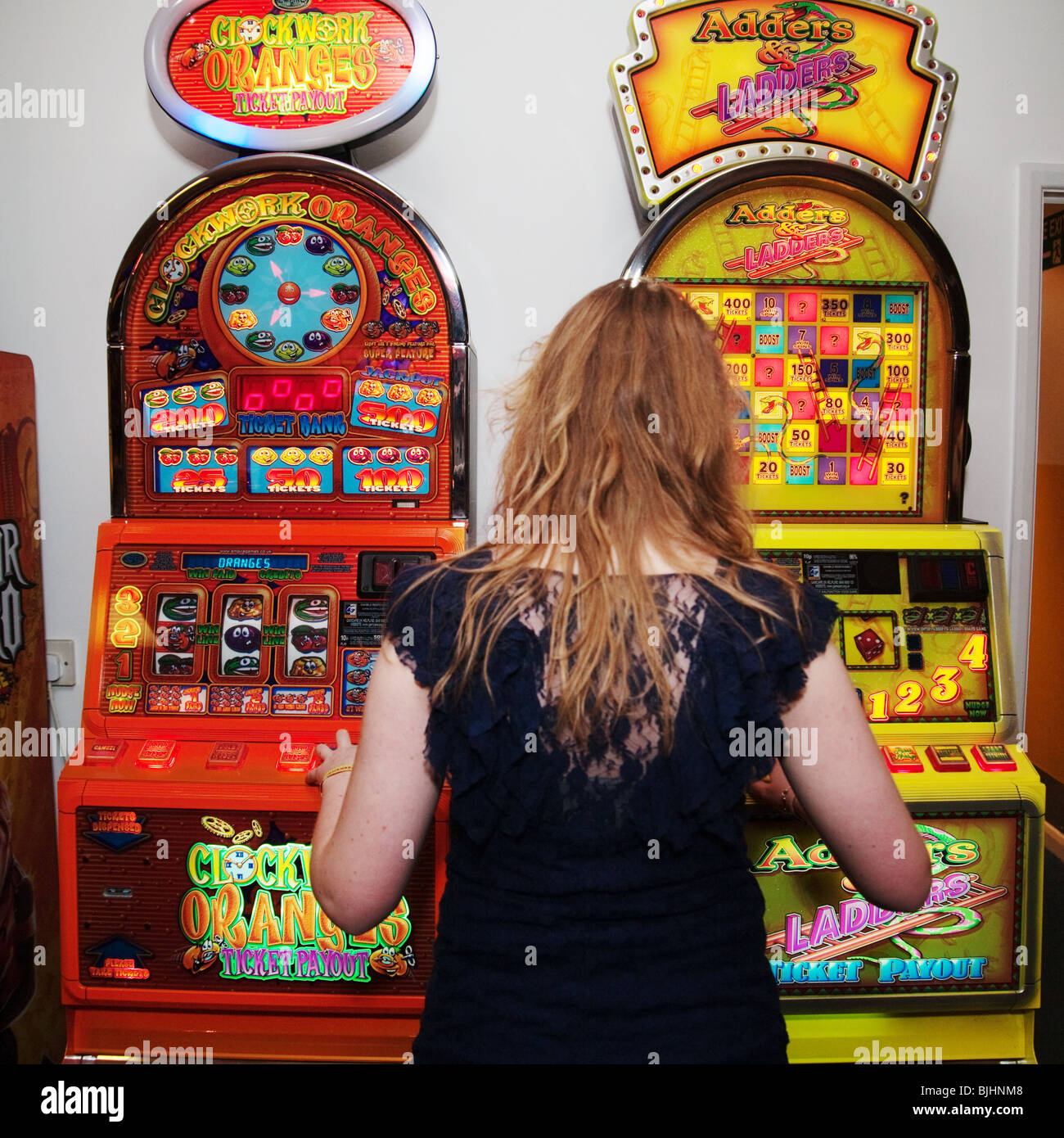 One Armed Stock Photos & One Armed Stock Images - Alamy
