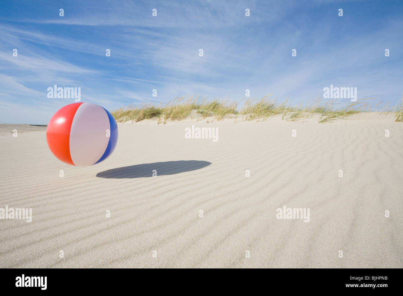 Ball beachball beach hires stock photography and images Alamy