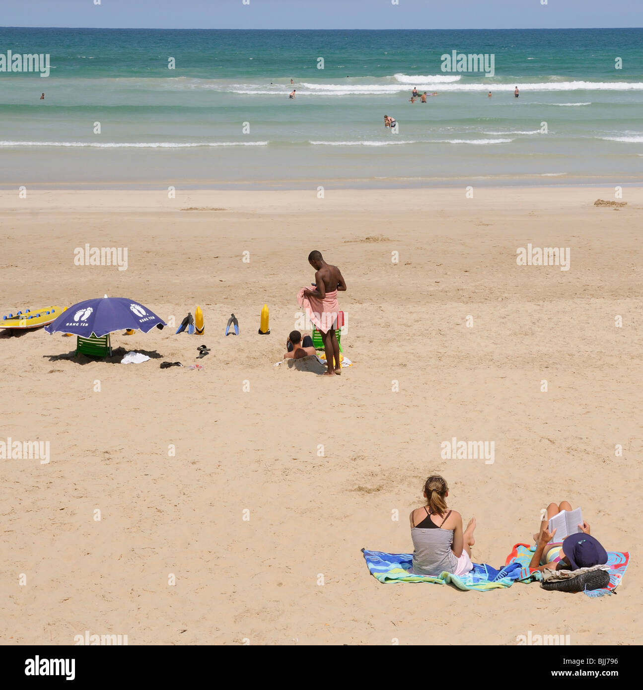 Holidaymakers on a Blue Flag Beach at the seaside resort of Lappiesbaai next to Still Bay on the Indian Ocean in the western Cap Stock Photo