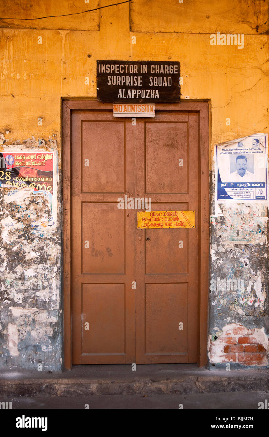 India, Kerala, Alappuzha, (Alleppey) Police station doorway of Surprise Squad, Inspector in Charge Stock Photo