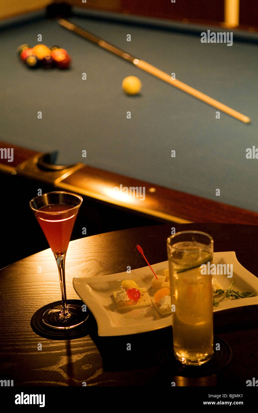 Pool snack bar hires stock photography and images Alamy