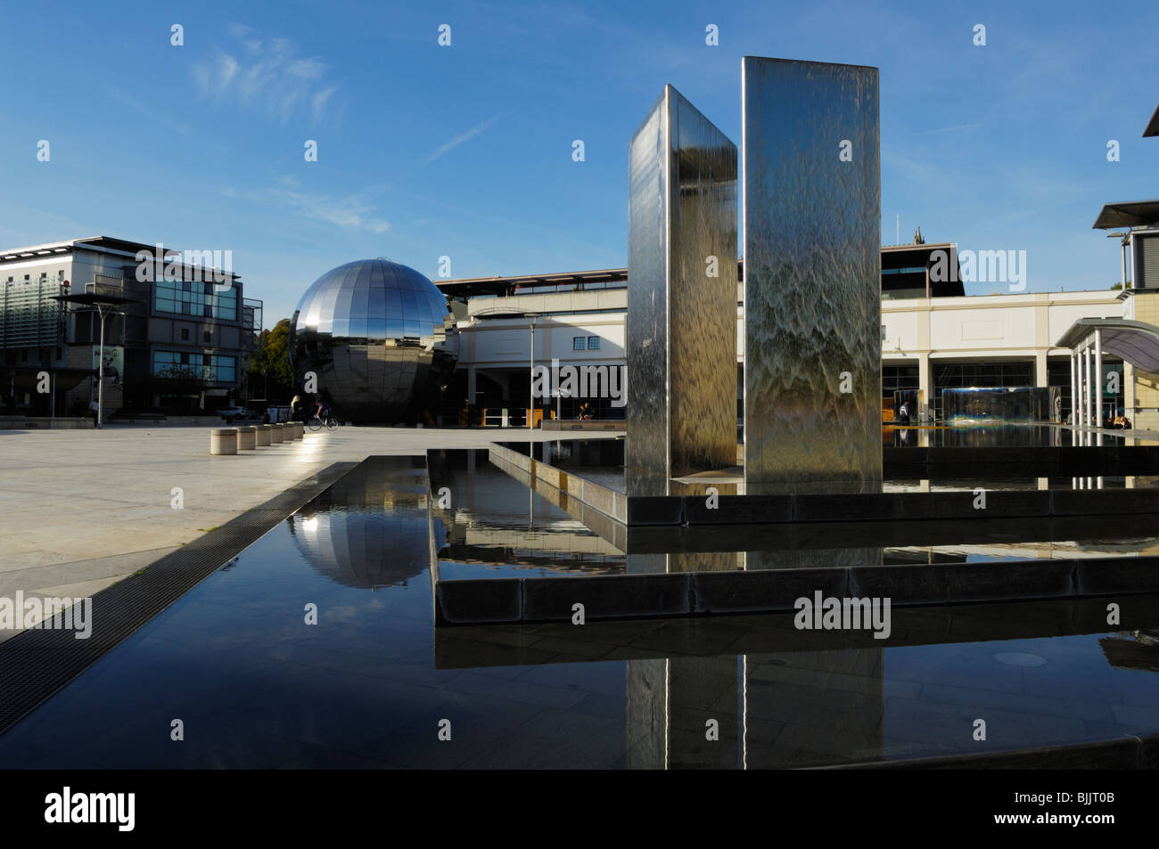 The Aquarena water sculpture in the Millennium Square at Harbourside in the city of Bristol, England. Stock Photo