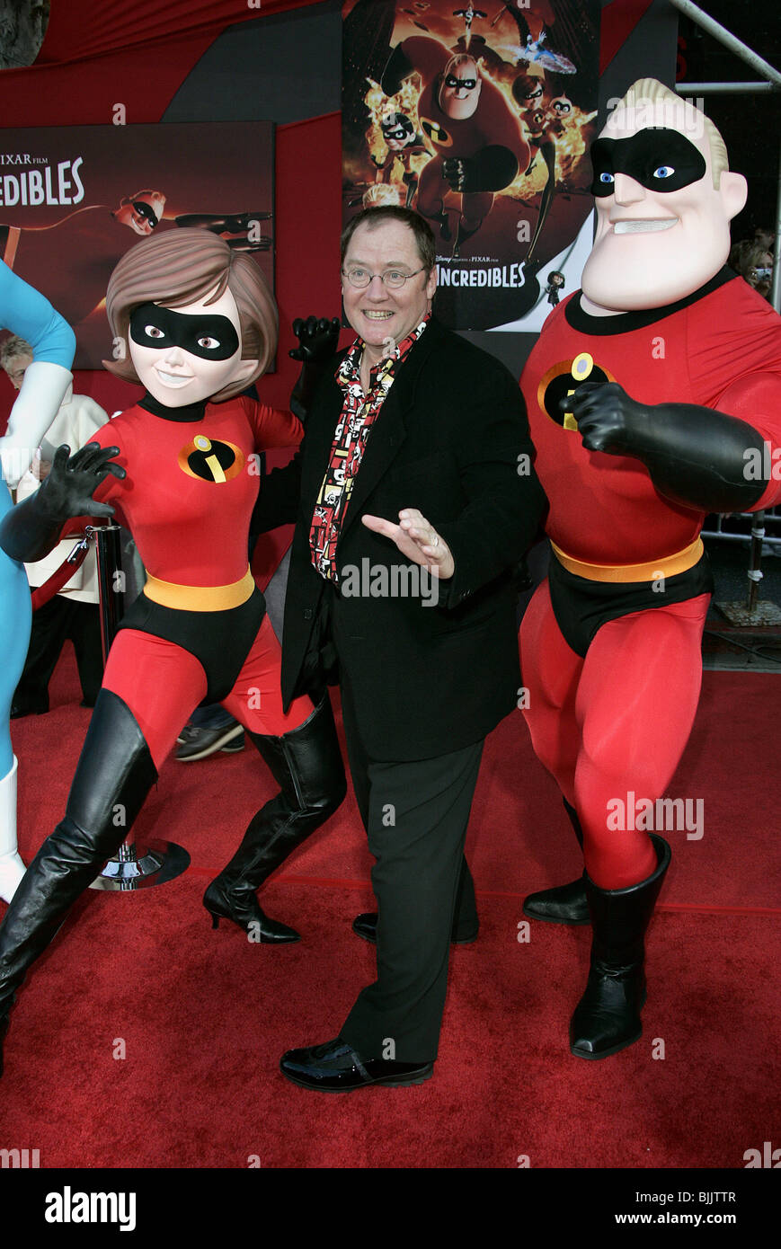 THE INCREDIBLES [US 2004] CRAIG T. NELSON voices Bob Parr / Mr. Incredible  Date: 2004 Stock Photo - Alamy