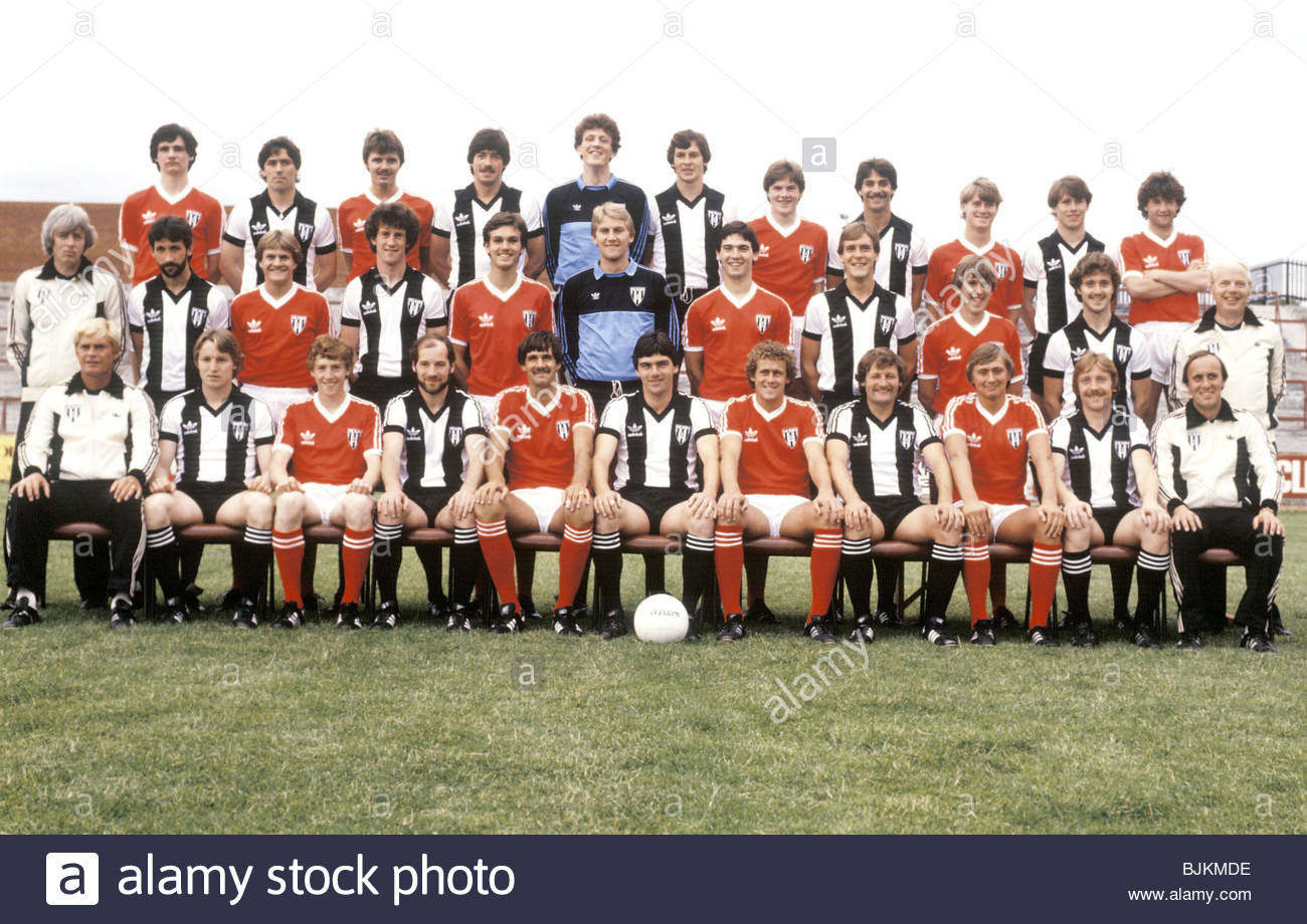 SEASON 1981/1982 ST MIRREN St Mirren team picture Stock Photo 28707322