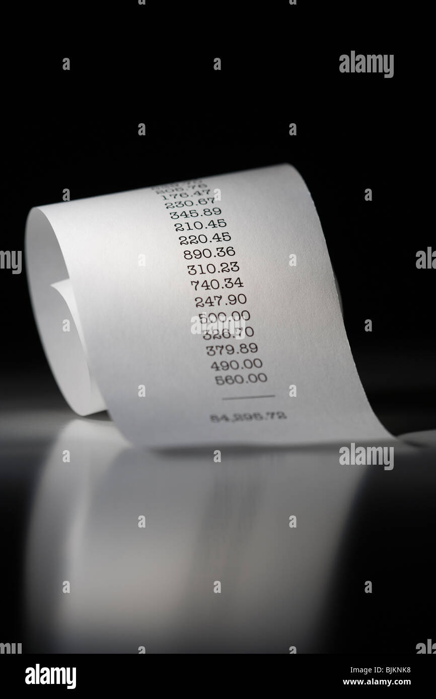 Adding machine tape closeup hires stock photography and images Alamy