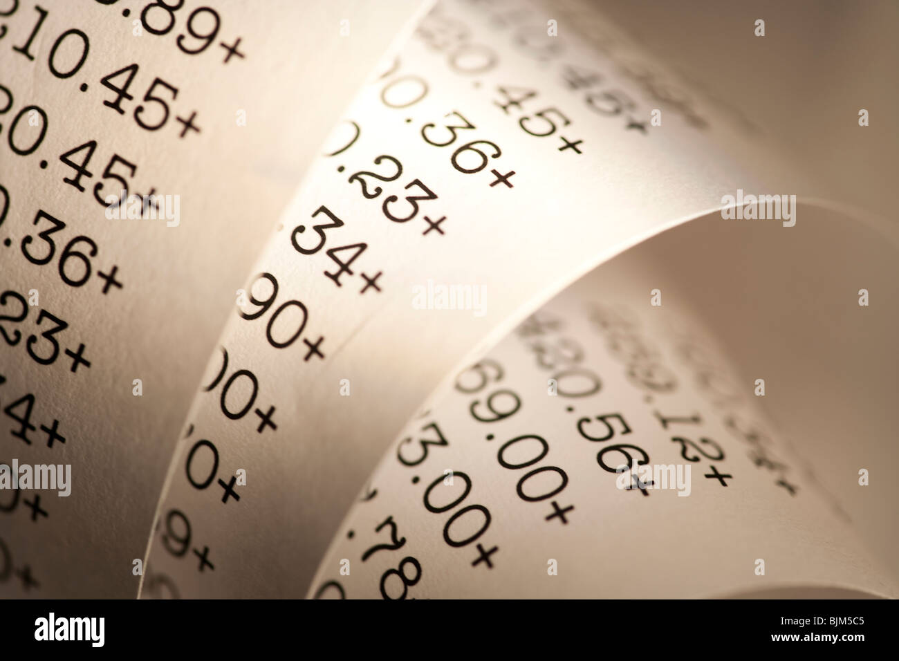 Adding machine tape hires stock photography and images Alamy