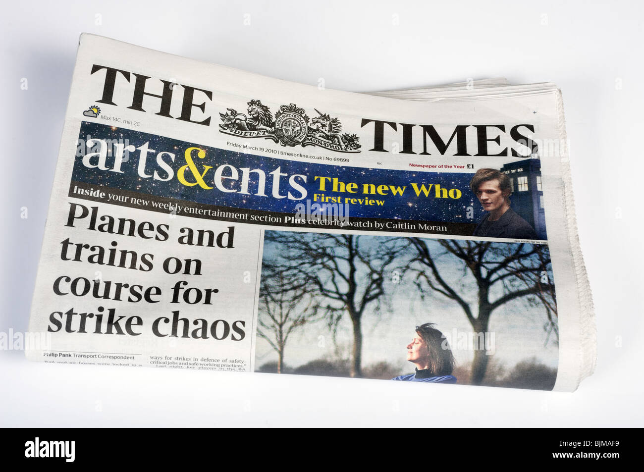 Newspaper front page hi res stock photography and images Alamy