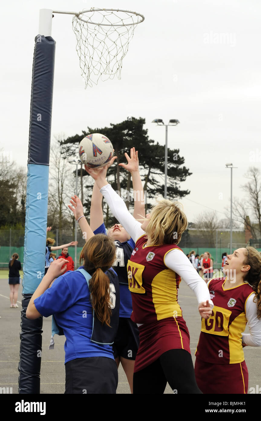 Netball school girls hires stock photography and images Alamy