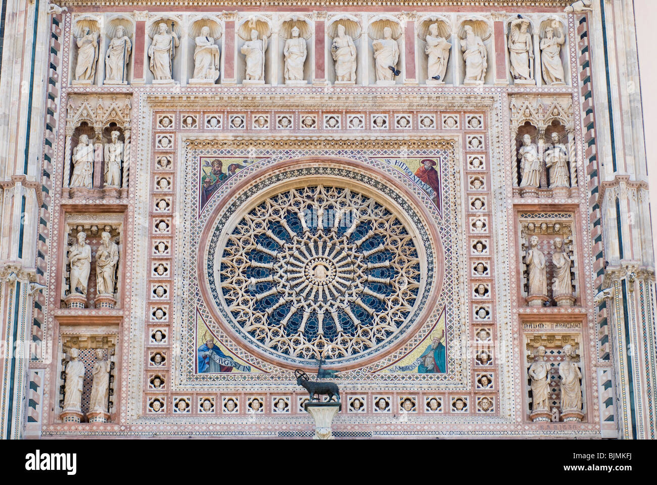 Italien, Umbrien, Orvieto, Dom, Westwerk (Westfassade), Rosette | Italy, Umbria, Orvieto, cathedral, western facade Stock Photo