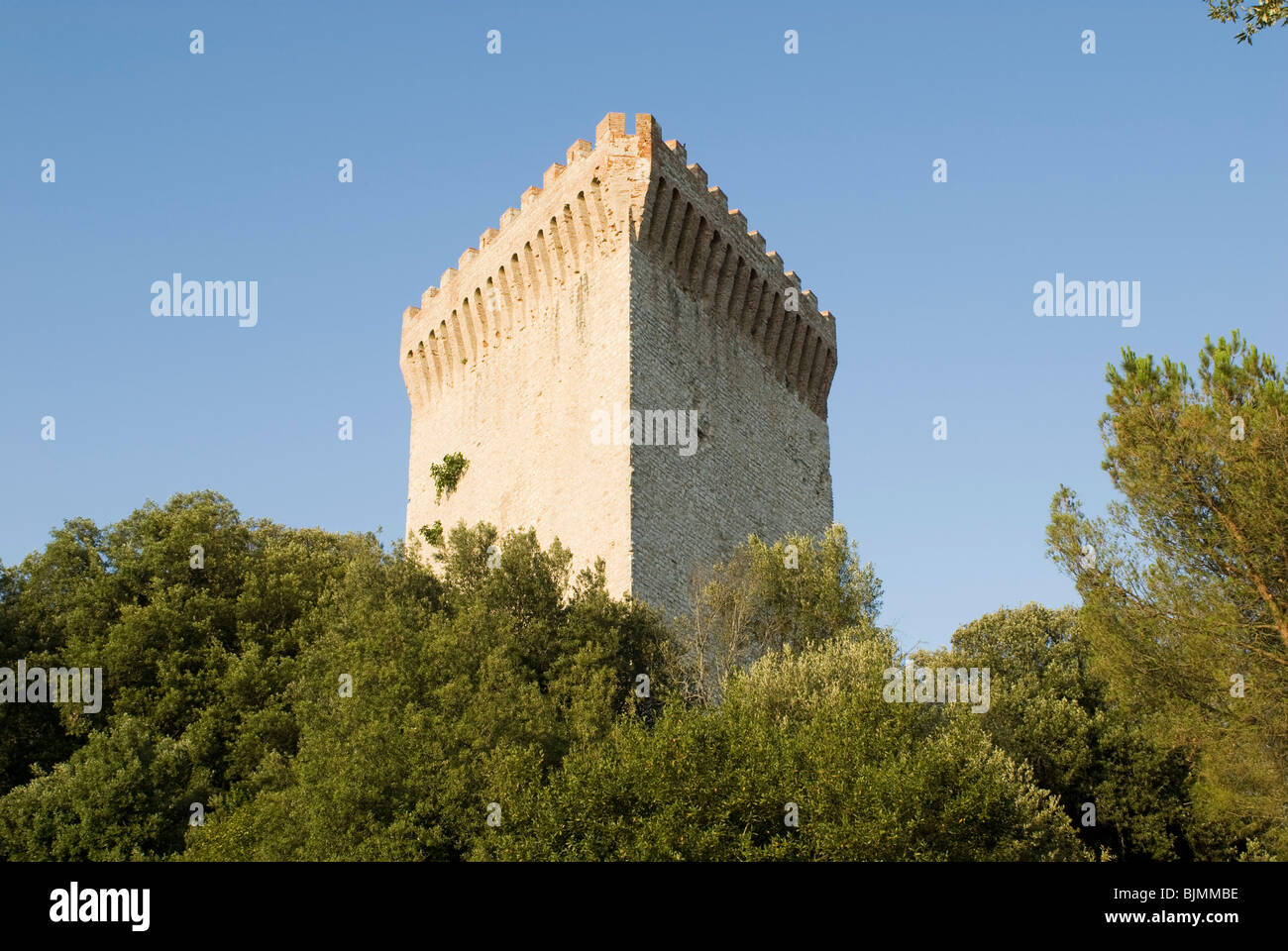 Italy, Umbria, Lago di Trasimeno, Castiglione del Lago, medieval fortress tower Stock Photo