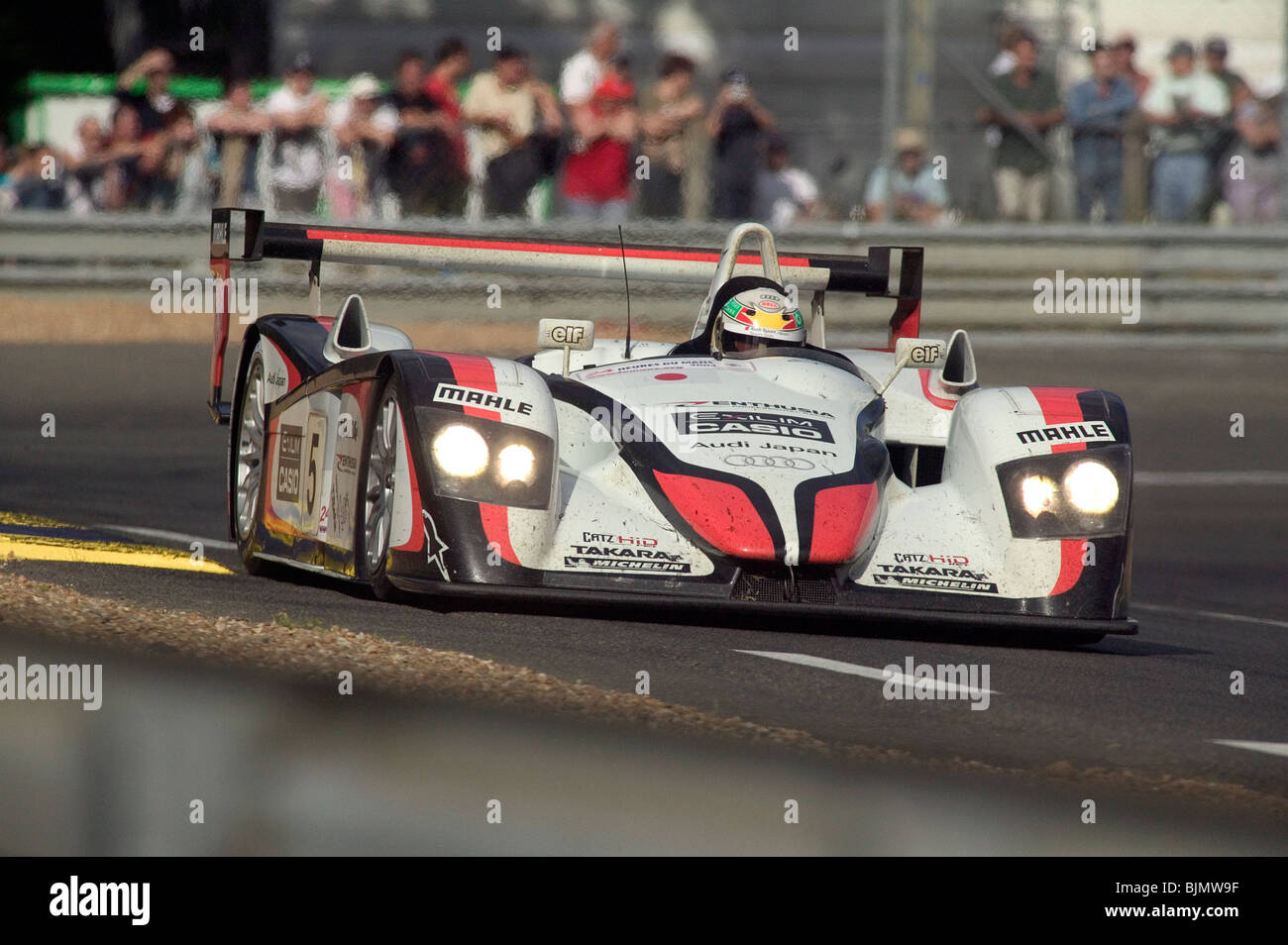 Audi R8 (winning Audi Japan car) in the opening lap of 2004 Le Mans 24 hour race Stock Photo