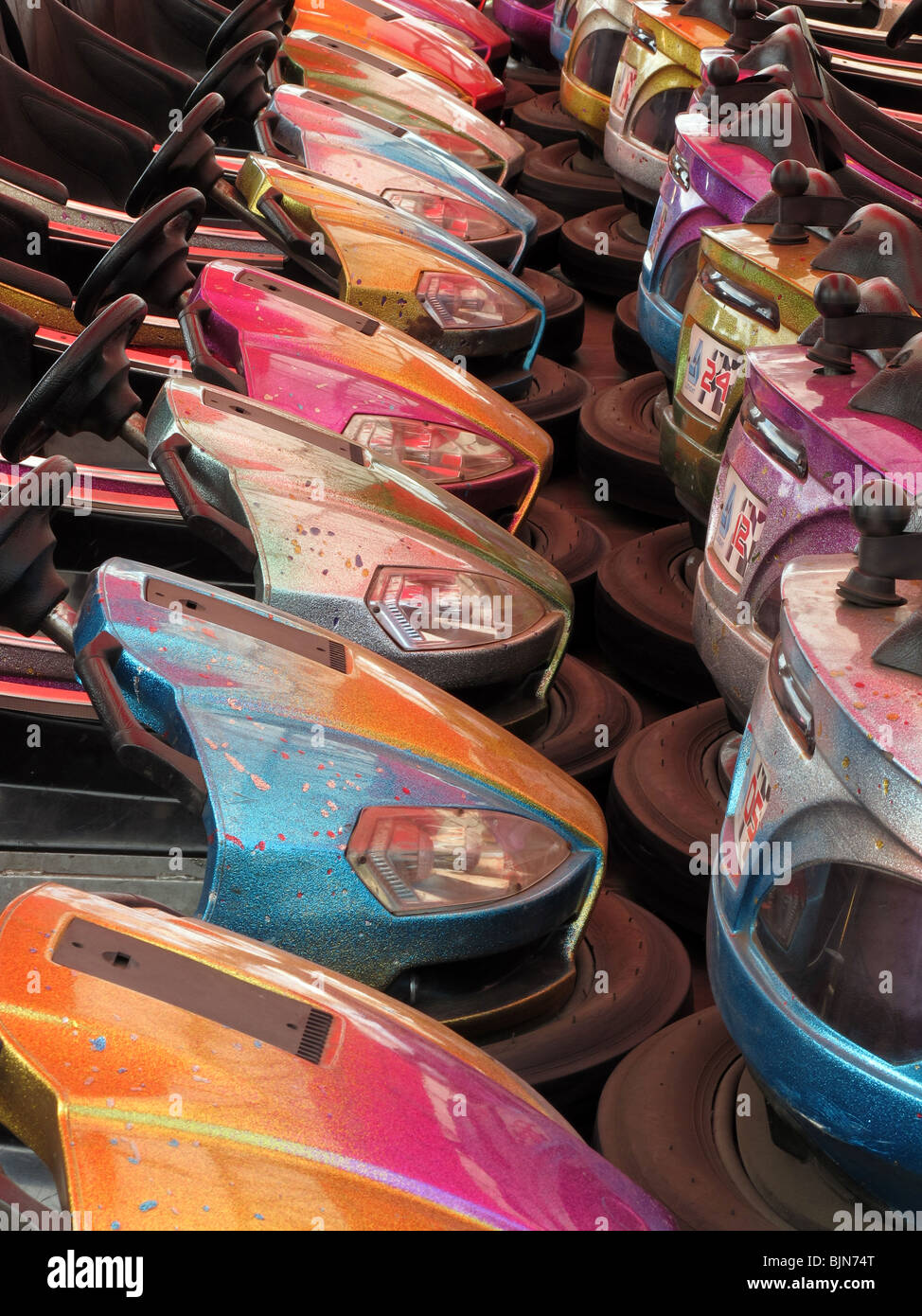Bumper cars toys amusement park hi-res stock photography and images - Alamy