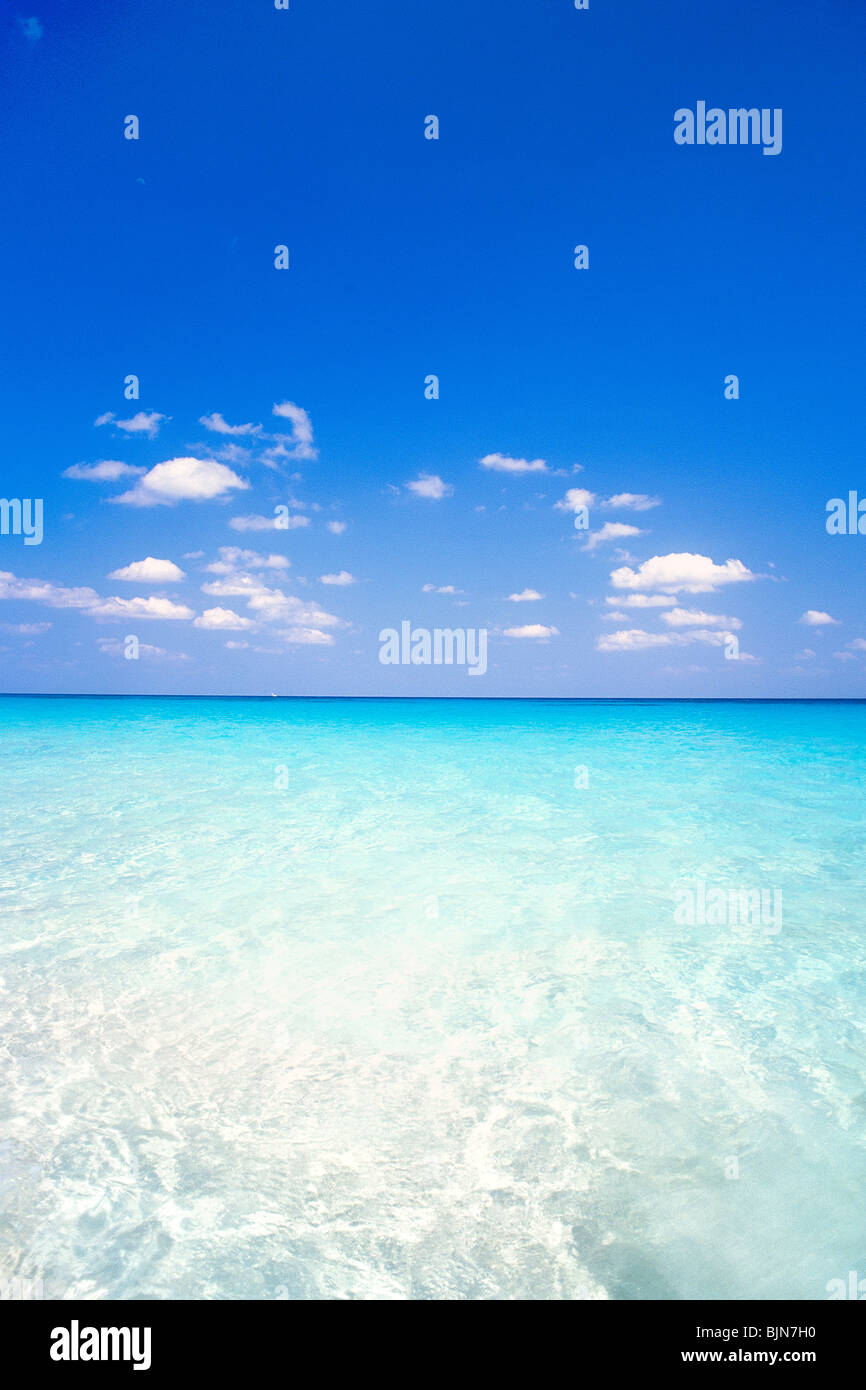 Crystal clear sea water hi-res stock photography and images - Alamy