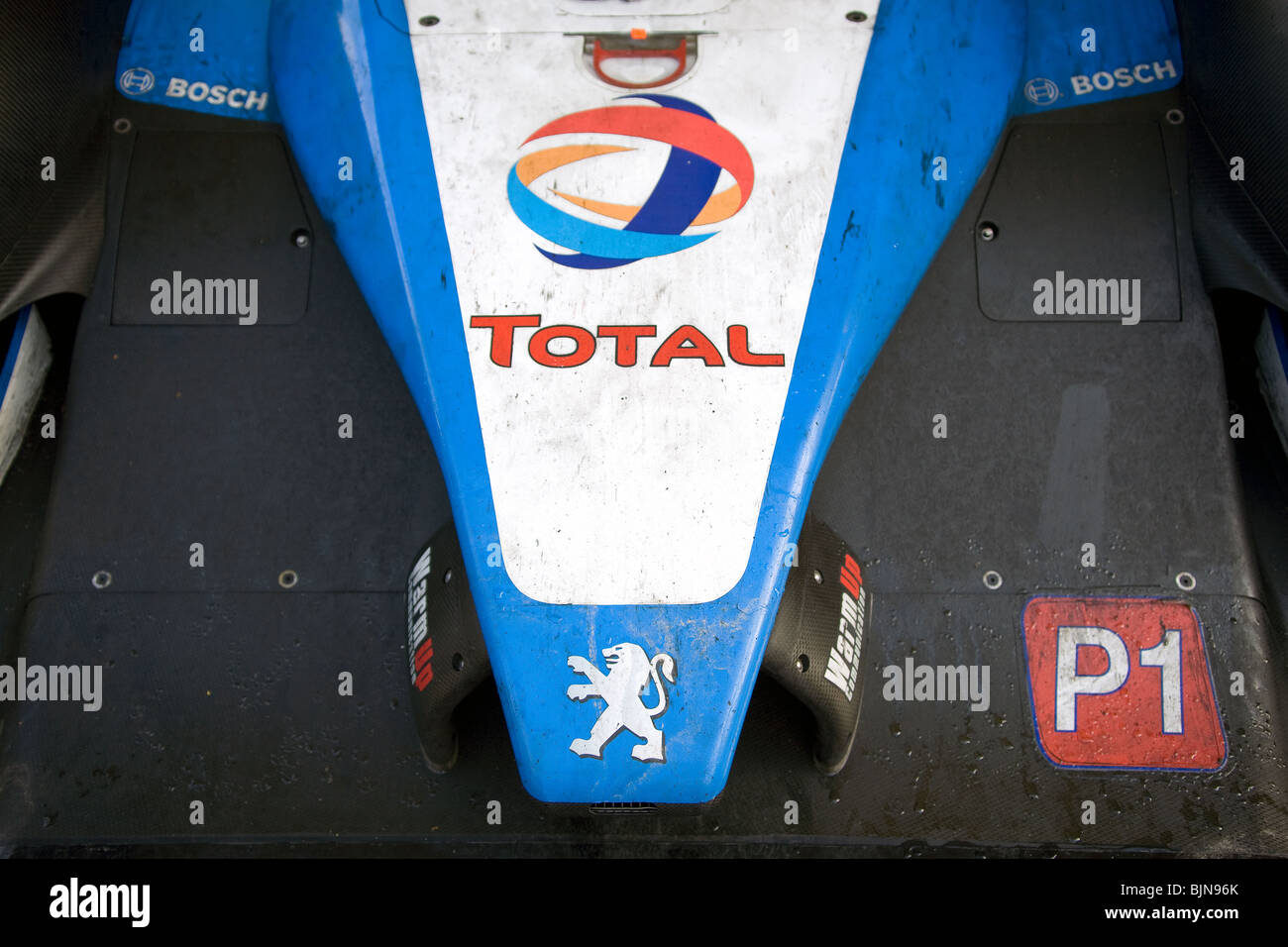 VÉHICULE MINIATURE PEUGEOT 908 HDI FAP. Le Mans 2007. P. Lamy, S
