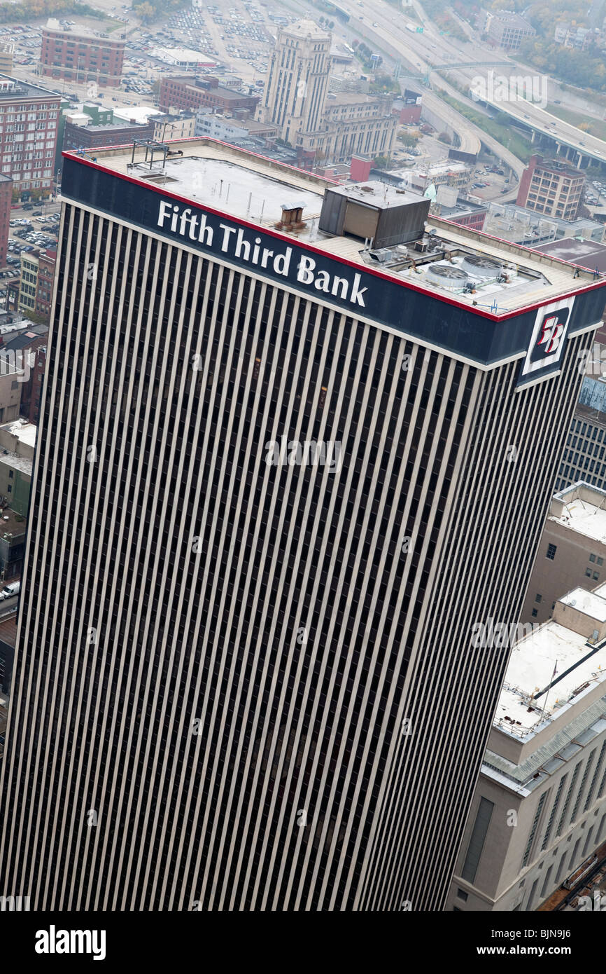 Fith Third Bank tower in Cincinnati, Ohio, USA Stock Photo Alamy