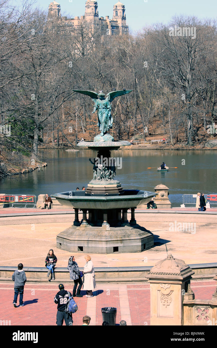 Bethesda Fountain with people view from the terrace in Central