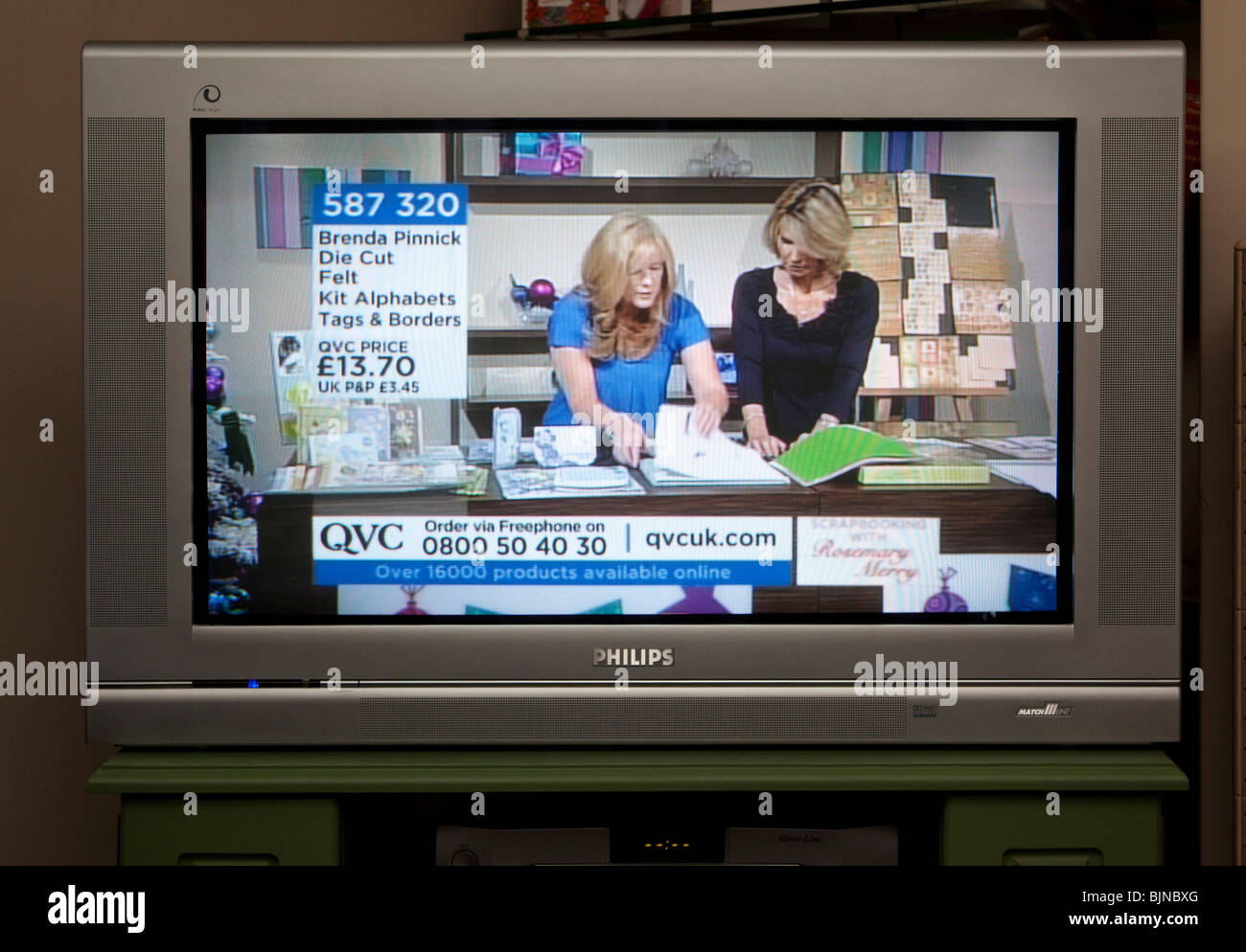 Qvc television shopping hi-res stock photography and images - Alamy