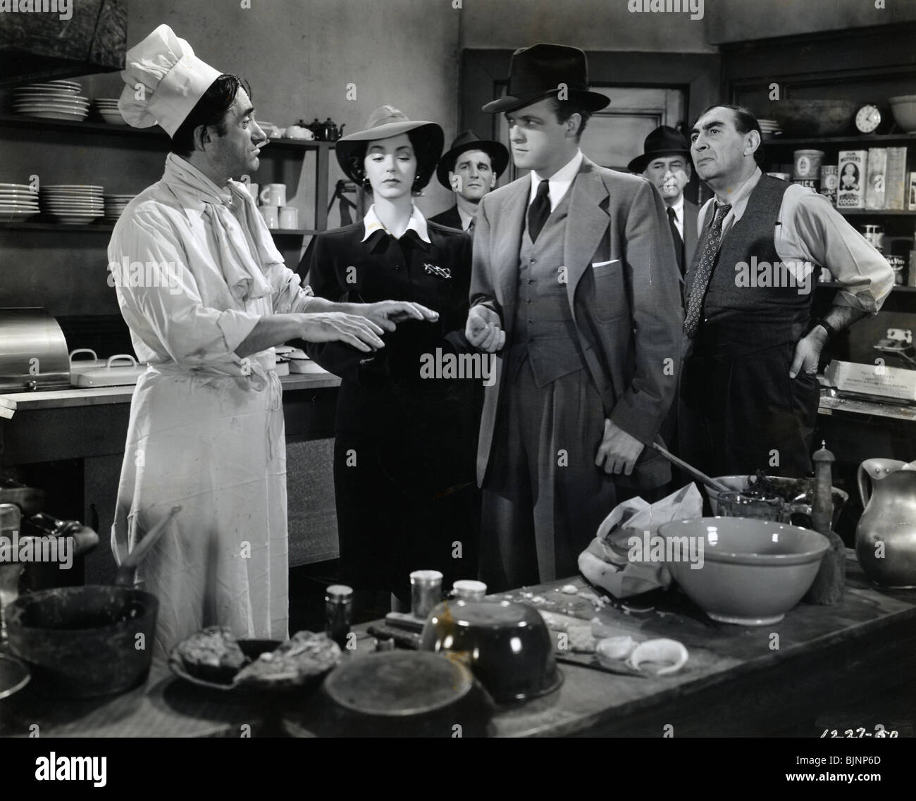 KID GLOVE KILLER (1942) VAN HEFLIN FRED ZINNERMANN (DIR) 005 Stock