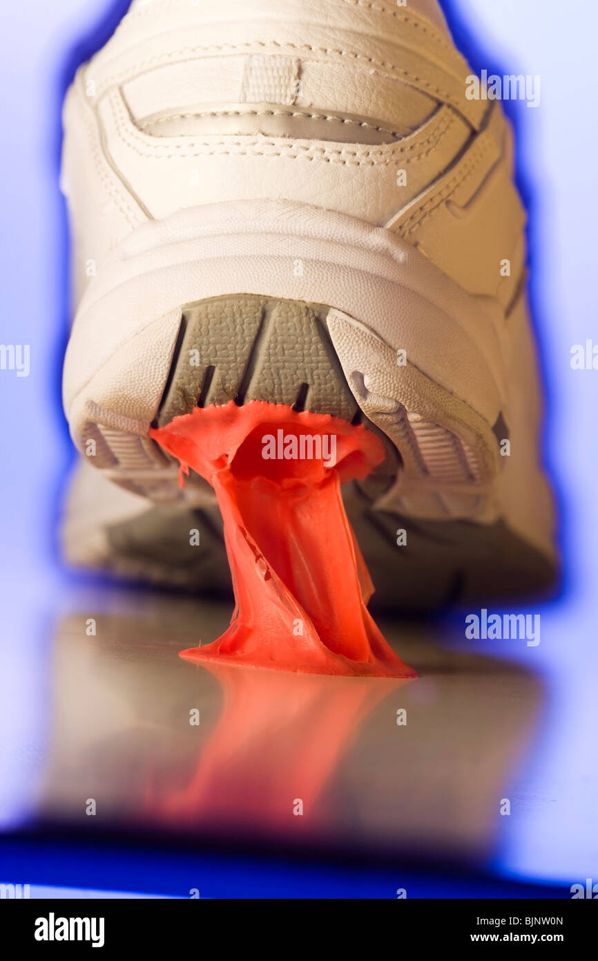 Sneakers Uncover Pink Gum