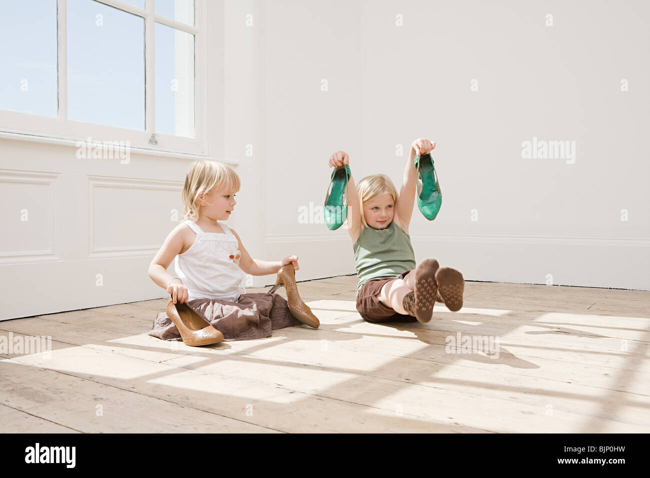 Girls dressing up Stock Photo Alamy