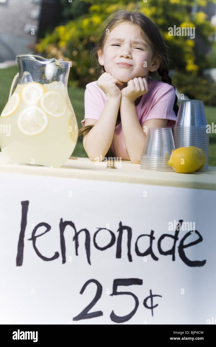 Girl selling lemonade Stock Photo Alamy