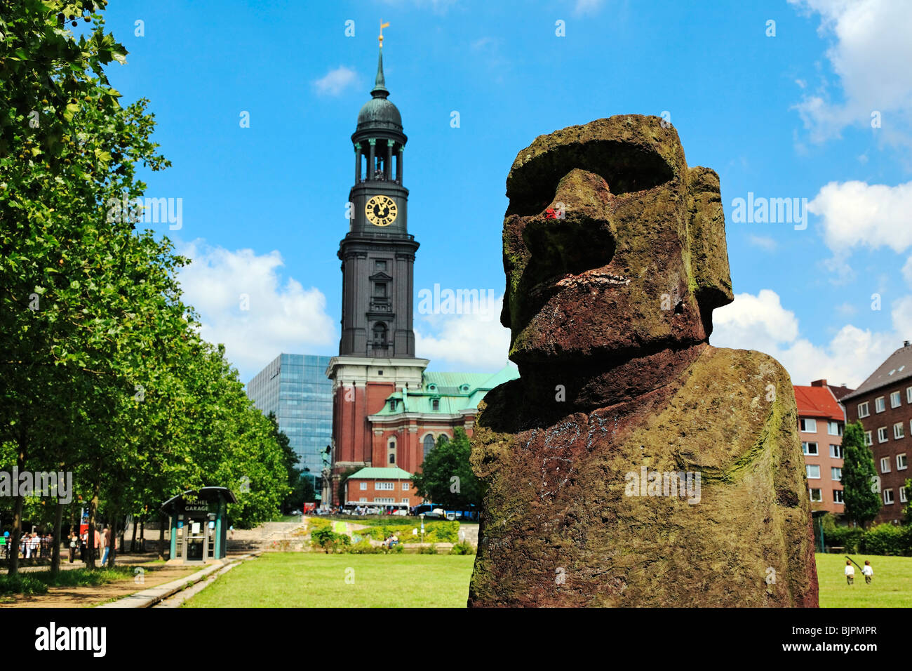 Angelito - replication of Moai Statue from Easter Island at Schaarmarkt, Hamburg, Germany Stock Photo