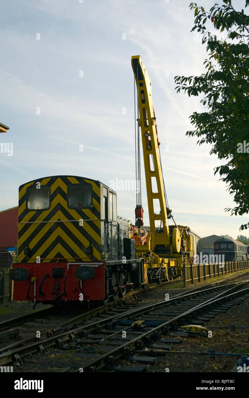 Shunting loco Cowans Sheldon 50 tonne strut jib rail crane at Crewe, Cheshire, UK Stock Photo