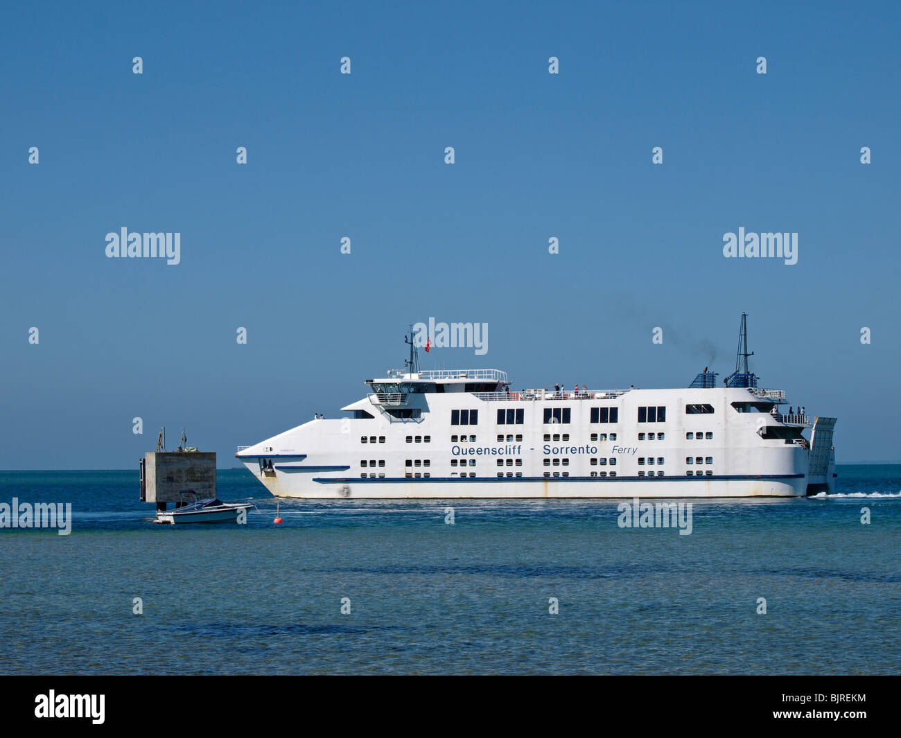 Queenscliff sorrento ferry hires stock photography and images Alamy