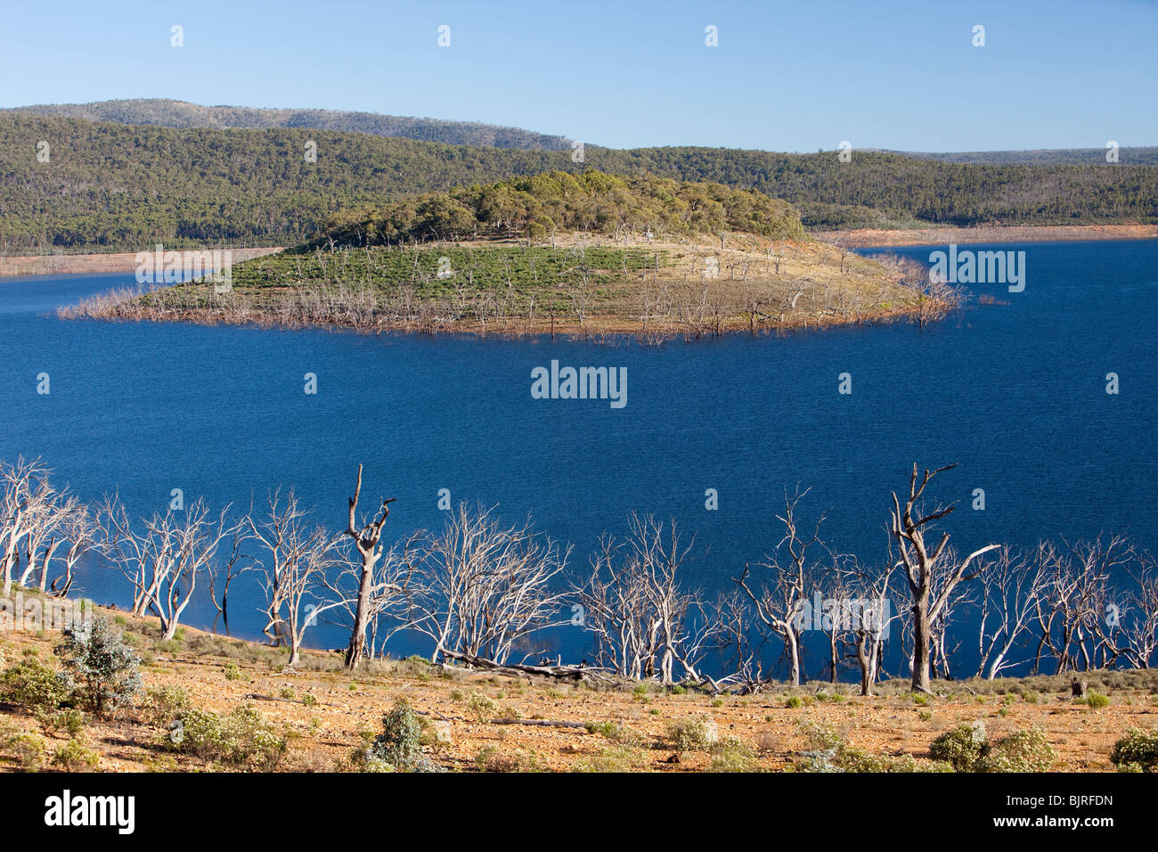 Low level of Lake Eucumbene due to the drought in New South Wales