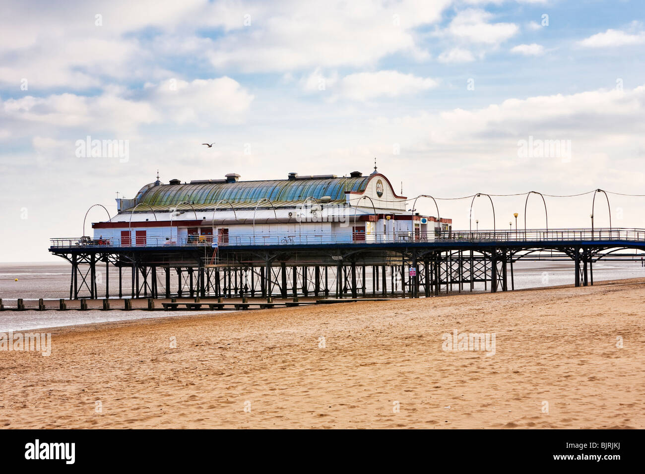 Pier at Cleethorpes Lincolnshire England UK Stock Photo