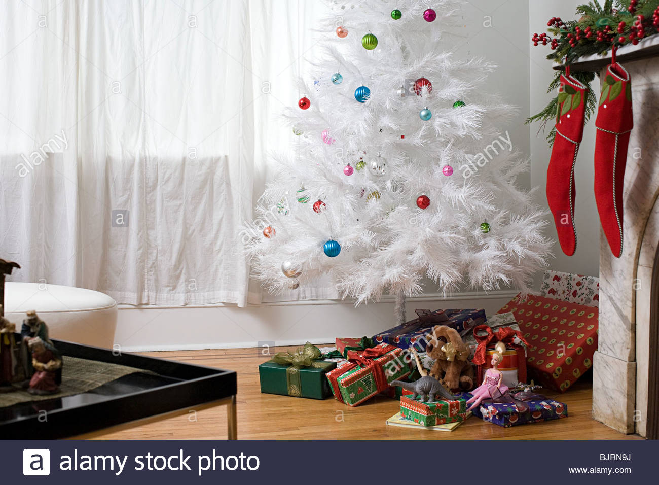 Christmas Decorated Room Stock Photos &amp; Christmas Decorated Room Stock Images - Alamy