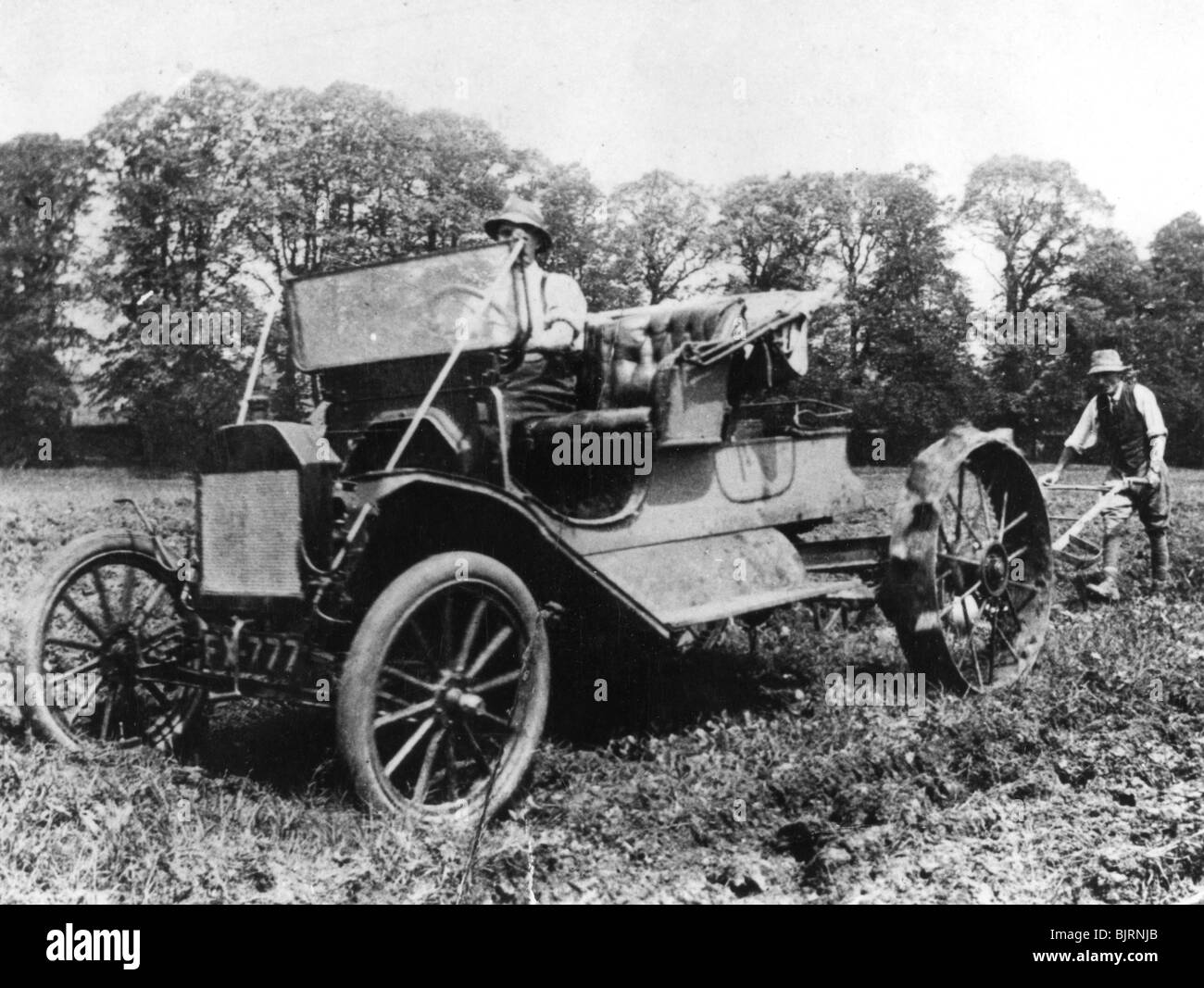 Model T Ford with Stephenson agricultural conversion, Sussex, 1917. Artist: Unknown Stock Photo