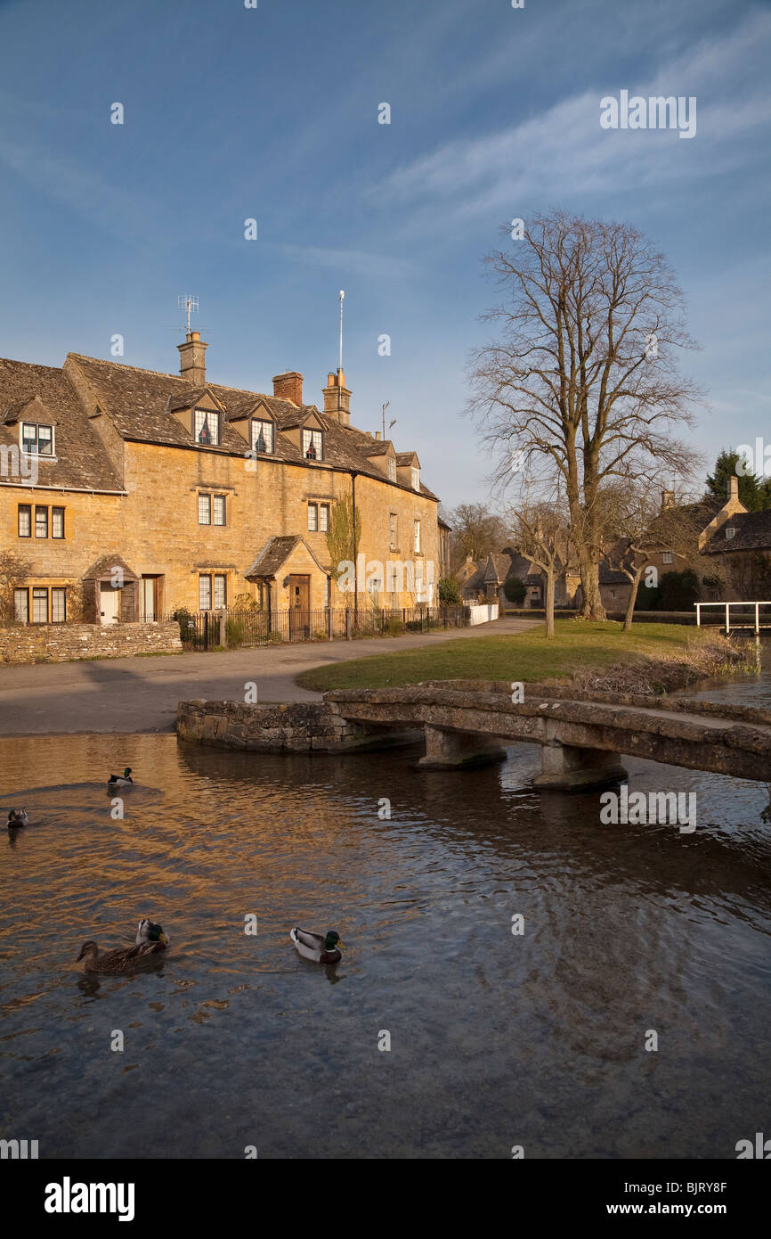 Lower stone bridge hi-res stock photography and images - Alamy