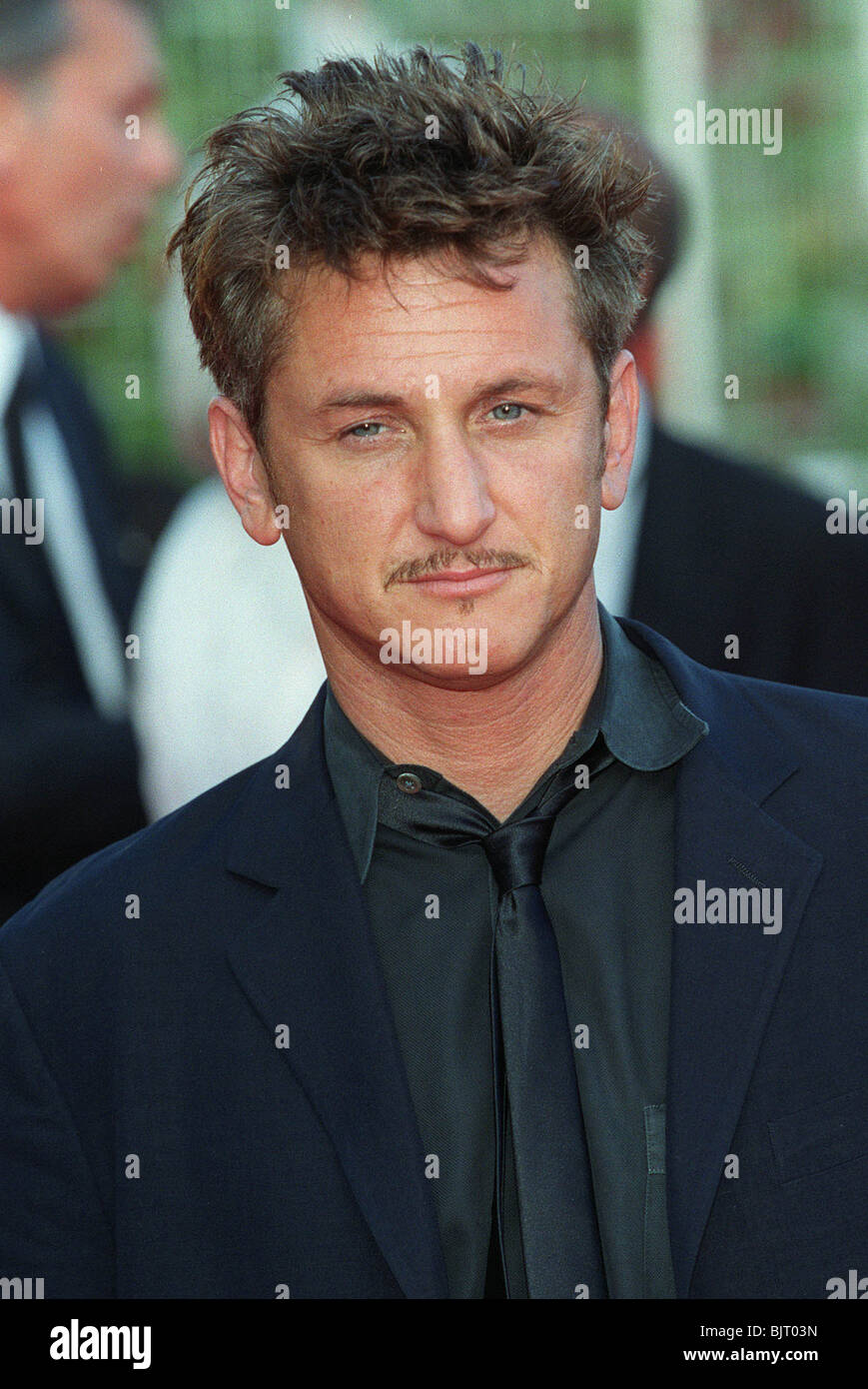 SEAN PENN CANNES FILM FESTIVAL CANNES FRANCE EUROPE 15 May 2001 Stock Photo