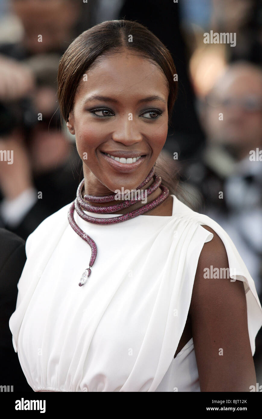 NAOMI CAMPBELL CANNES FILM FESTIVAL 2004 CANNES FRANCE 19 May 2004