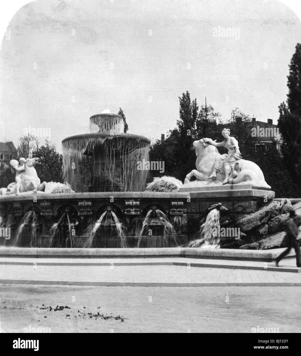 The Wittelsbacherbrunnen, Munich, Germany, c1900s.Artist: Wurthle & Sons Stock Photo