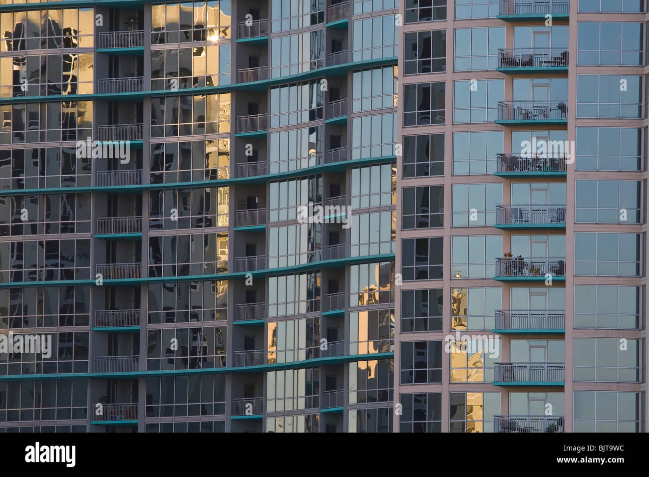 Modern glass building in downtown Orlando Florida Stock Photo Alamy
