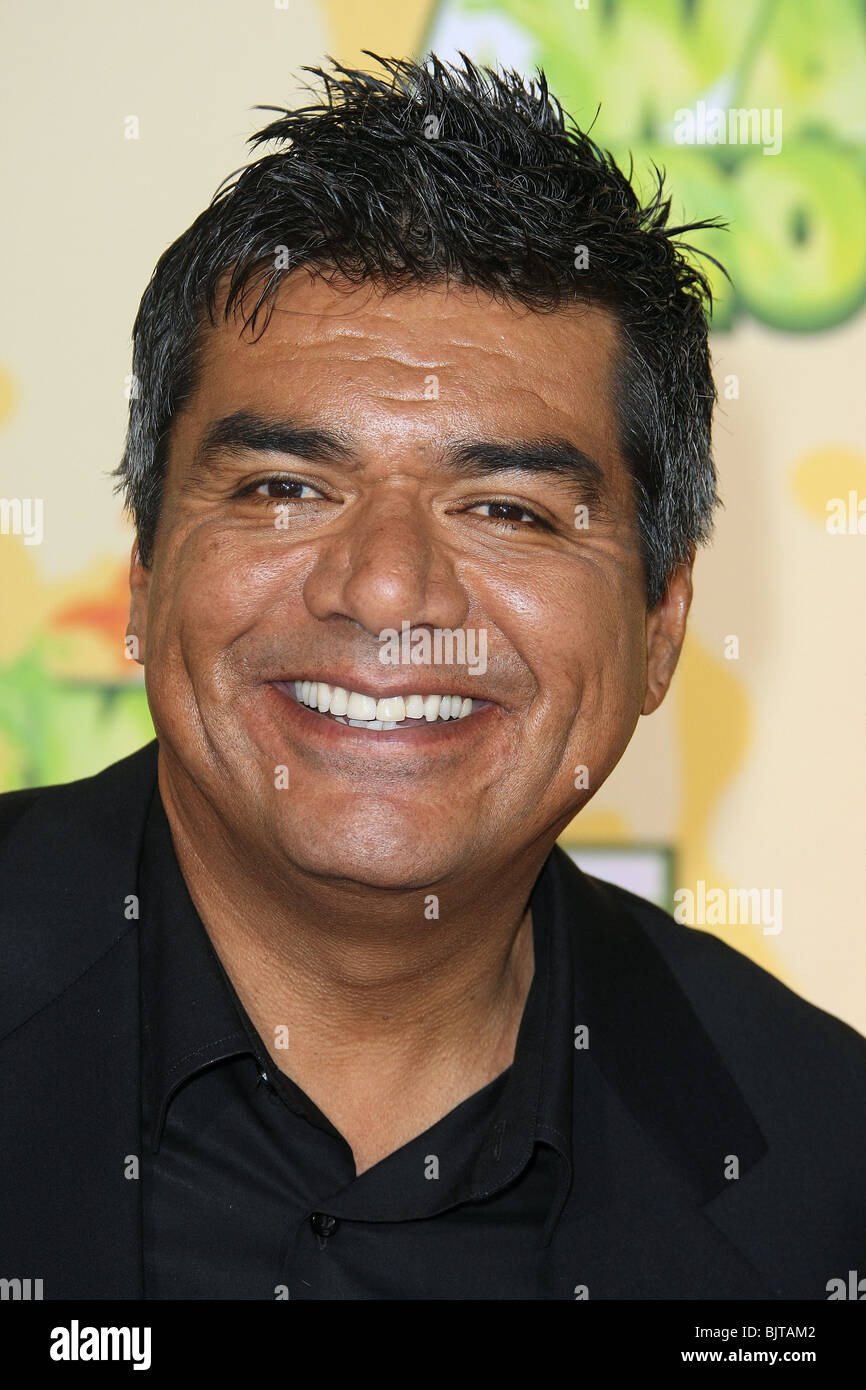 GEORGE LOPEZ NICKELODEON KIDS CHOICE AWARDS 2009 WESTWOOD LOS ANGELES ...