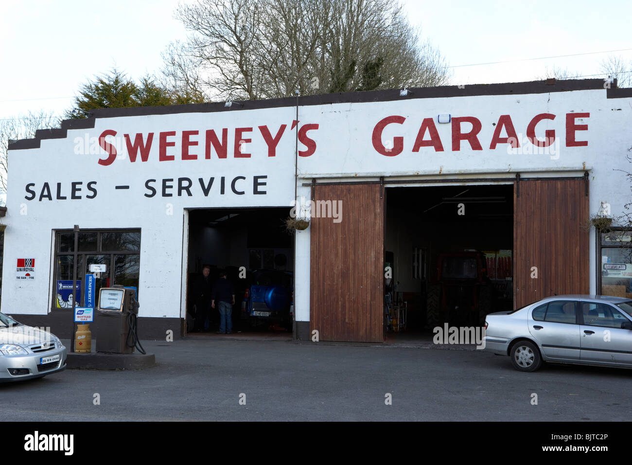 Petrol Garage Ireland Stock Photos & Petrol Garage Ireland Stock Images