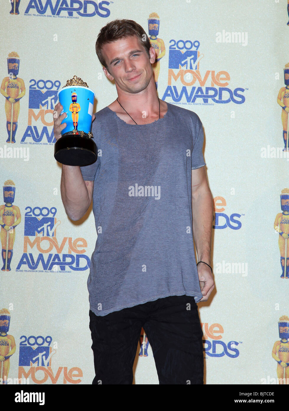 Cam gigandet hi-res stock photography and images - Alamy