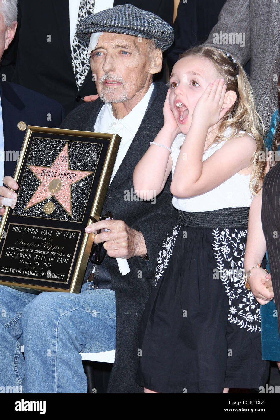 DENNIS HOPPER DAUGHTER DENNIS HOPPER HOLLYWOOD WALK OF FAME LOS ANGELES