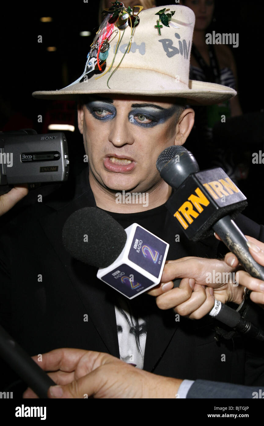 Boy singer hires stock photography and images Alamy