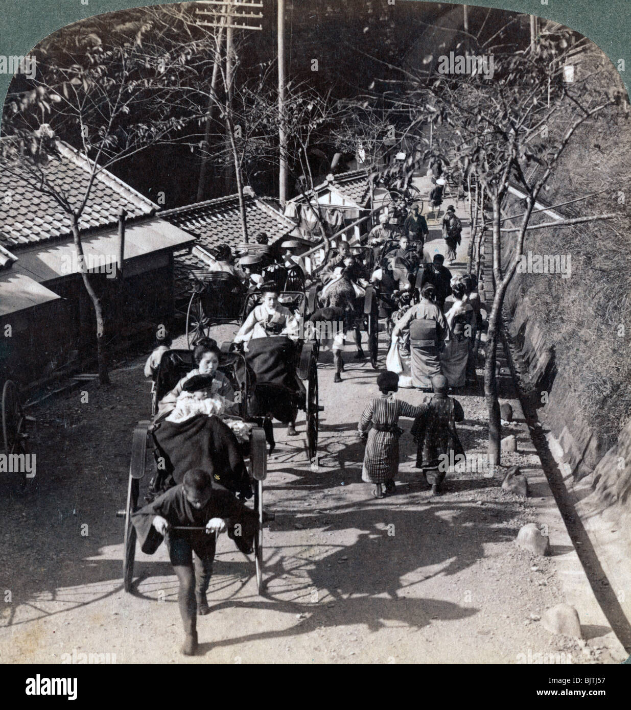 Riding daijingu temple shinto festival hi-res stock photography and ...