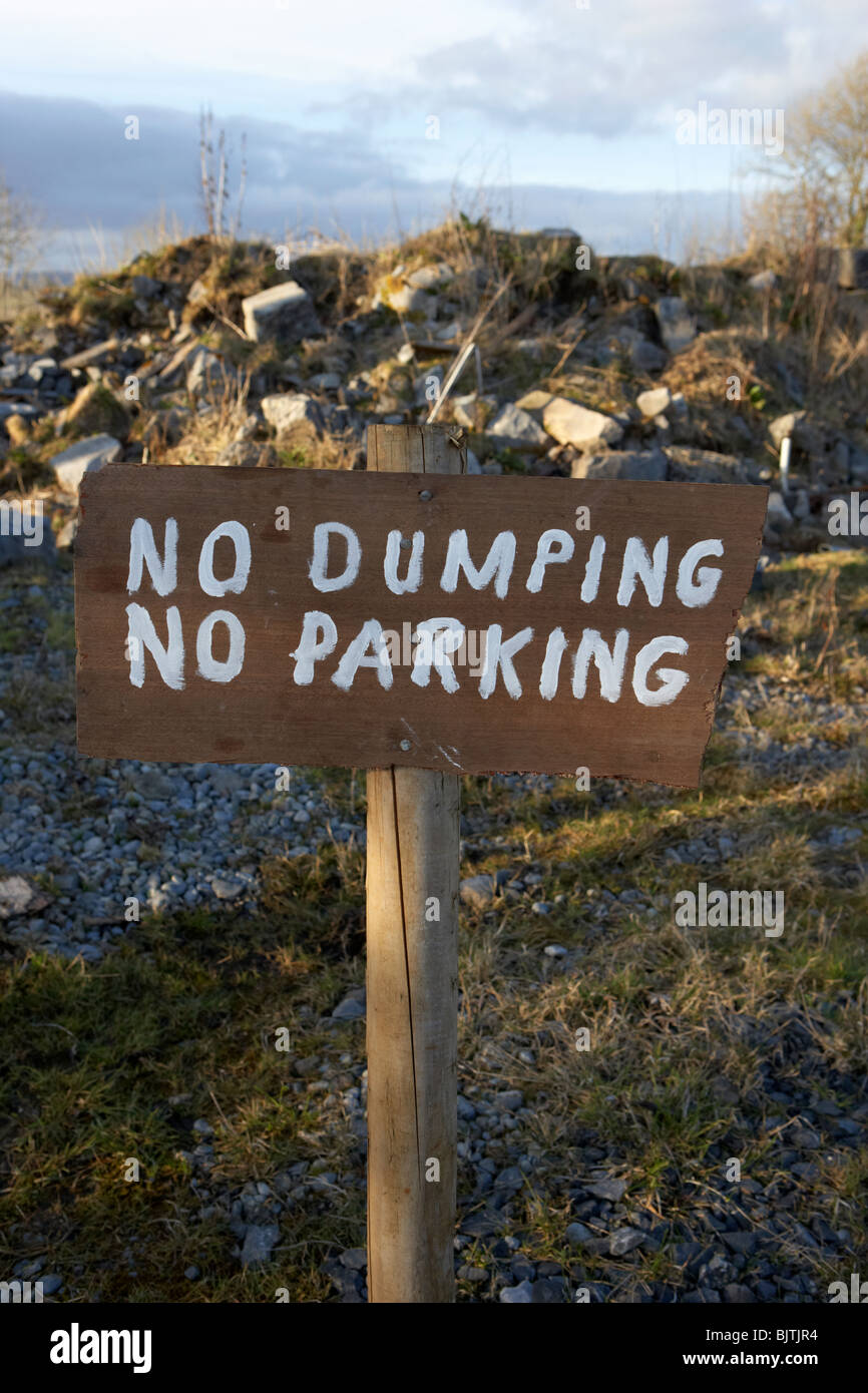 wooden hand painted no dumping no parking sign in county sligo republic of ireland Stock Photo