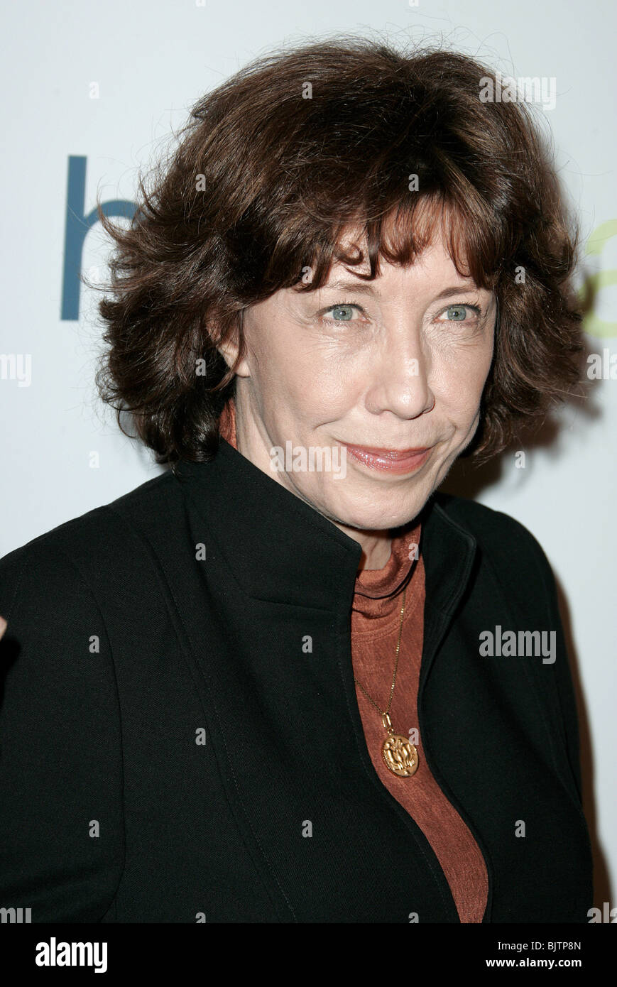 LILY TOMLIN I HEART HUCKABEES FILM PREMIE THE GROVE HOLLYWOOD LOS