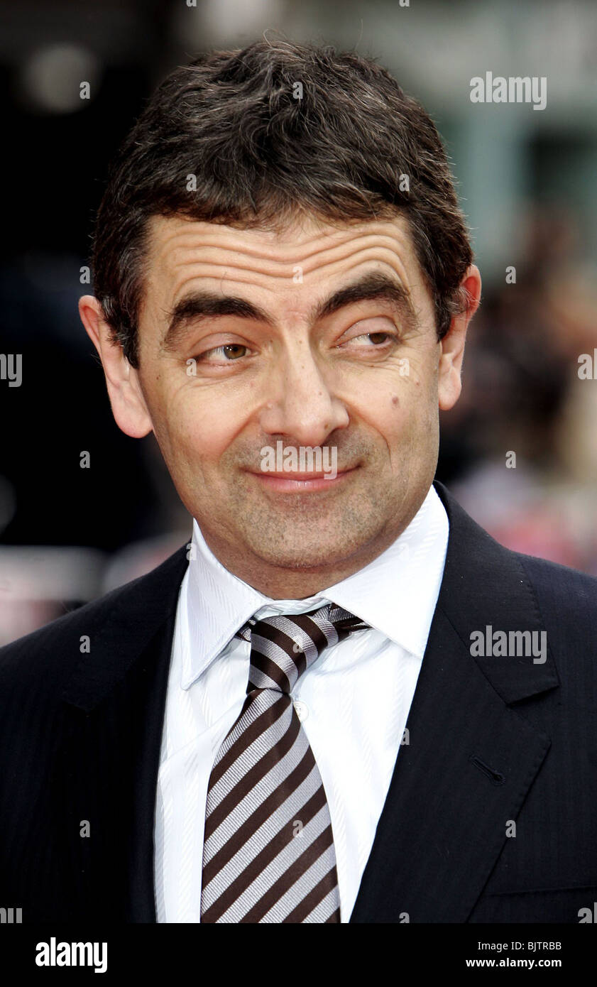 Actor rowan atkinson hires stock photography and images Alamy