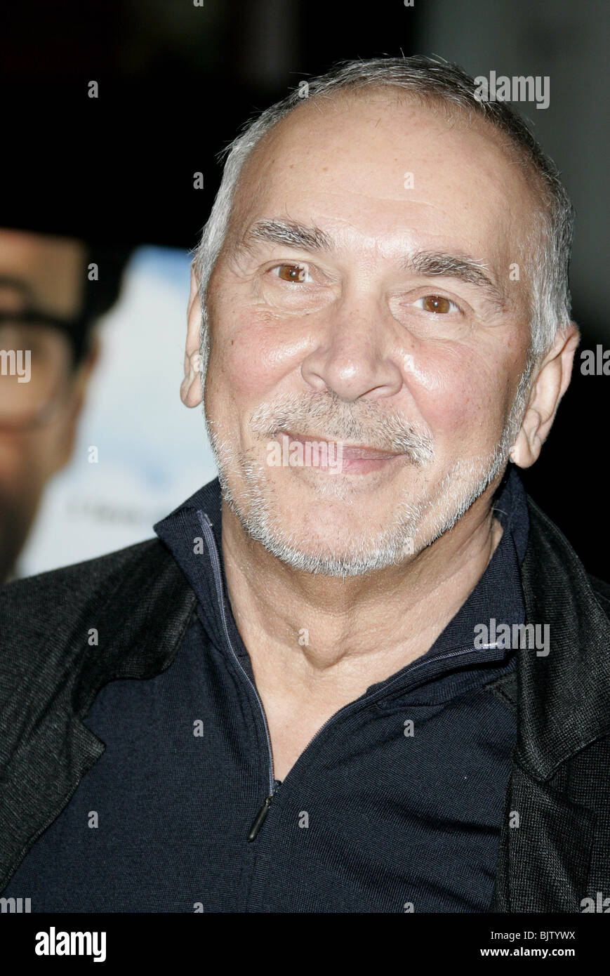 FRANK LANGELLA THE LIFE & DEATH OF PETER SELL GRAUMAN'S CHINESE THEATRE HOLLYWOOD USA 15 November 2004 Stock Photo